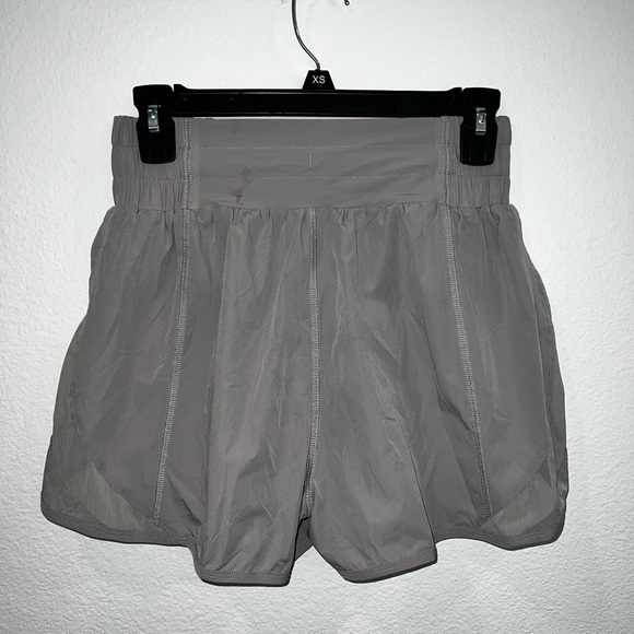 VITALITY (was balance athletica) BREEZE SHORTS - Picture 4 of 6